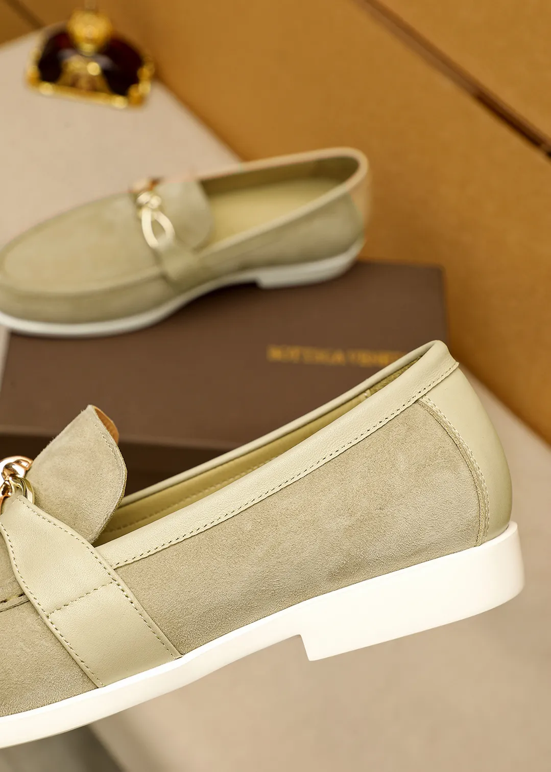Men's men's shoes 💰580 💐Bottega Venetta [BV] Hong Kong - counter synchronization 🔥Summer new models are popular on the official website! Original 1⃣:1⃣ production✊💯💯, top-quality original product, exclusive first release, carefully crafted, full of European flavor, gentleman style, upper material, imported top layer frosted cowhide, cowhide leather lining, imported original outsole, comfortable and wear-resistant. 4 colors available! Code number: 39-44 (38.45.46🉑️customized)